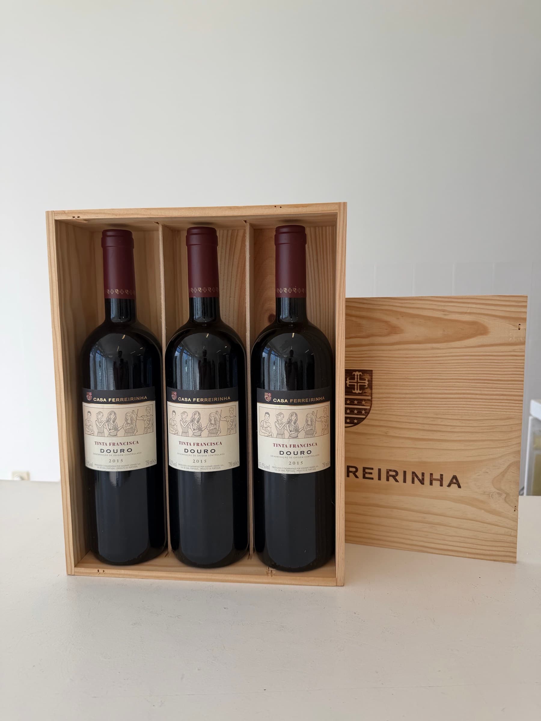 Casa Ferreirinha Tinta Francisca 2015 – Rare 3-Bottle Original Wooden Case – Only 3,660 Bottles Produced