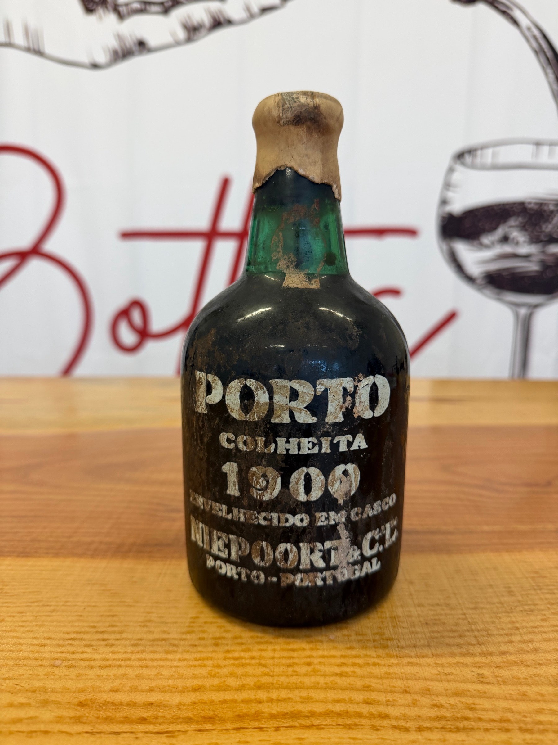 Niepoort Colheita Port 1900 – Bottled in 1972 – 72 Years in Cask – 75cl