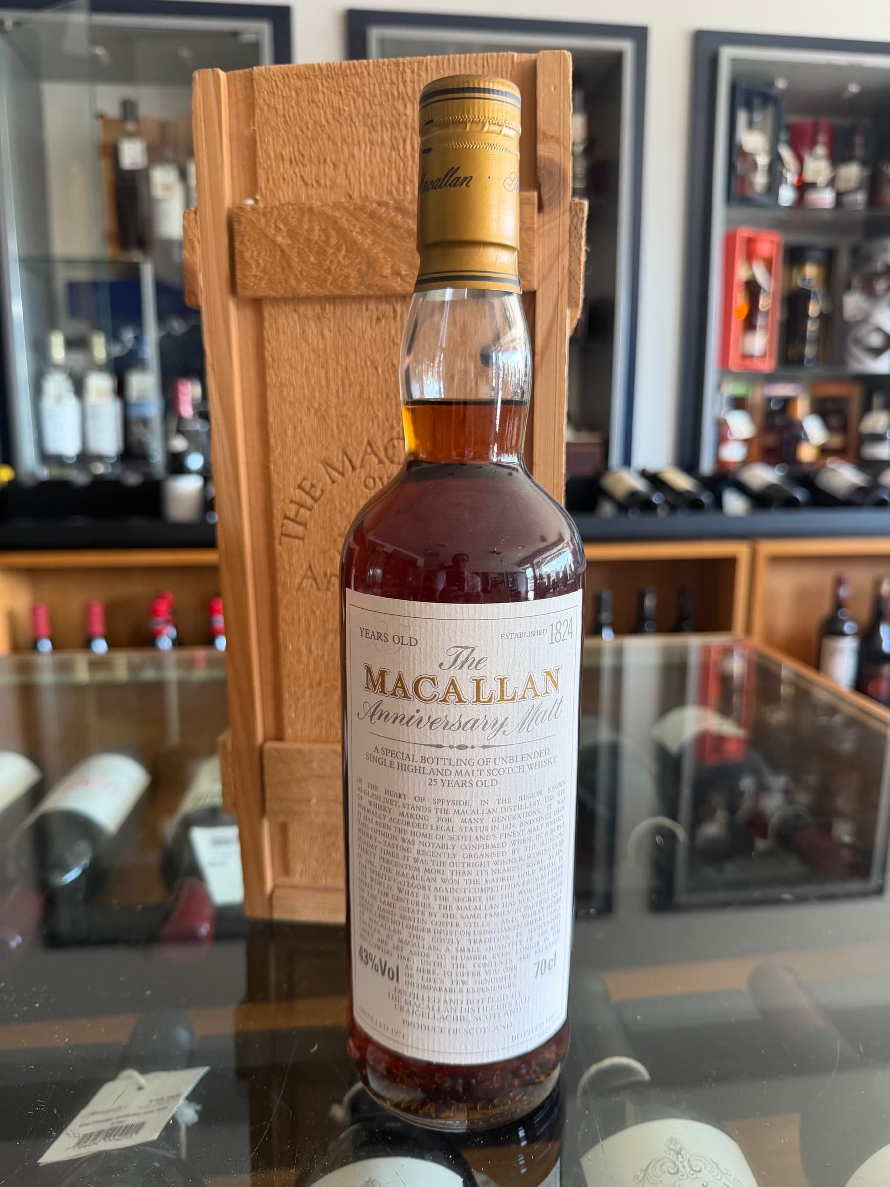 Macallan The Macallan Anniversary Malt 25 Year Old 1971 1997