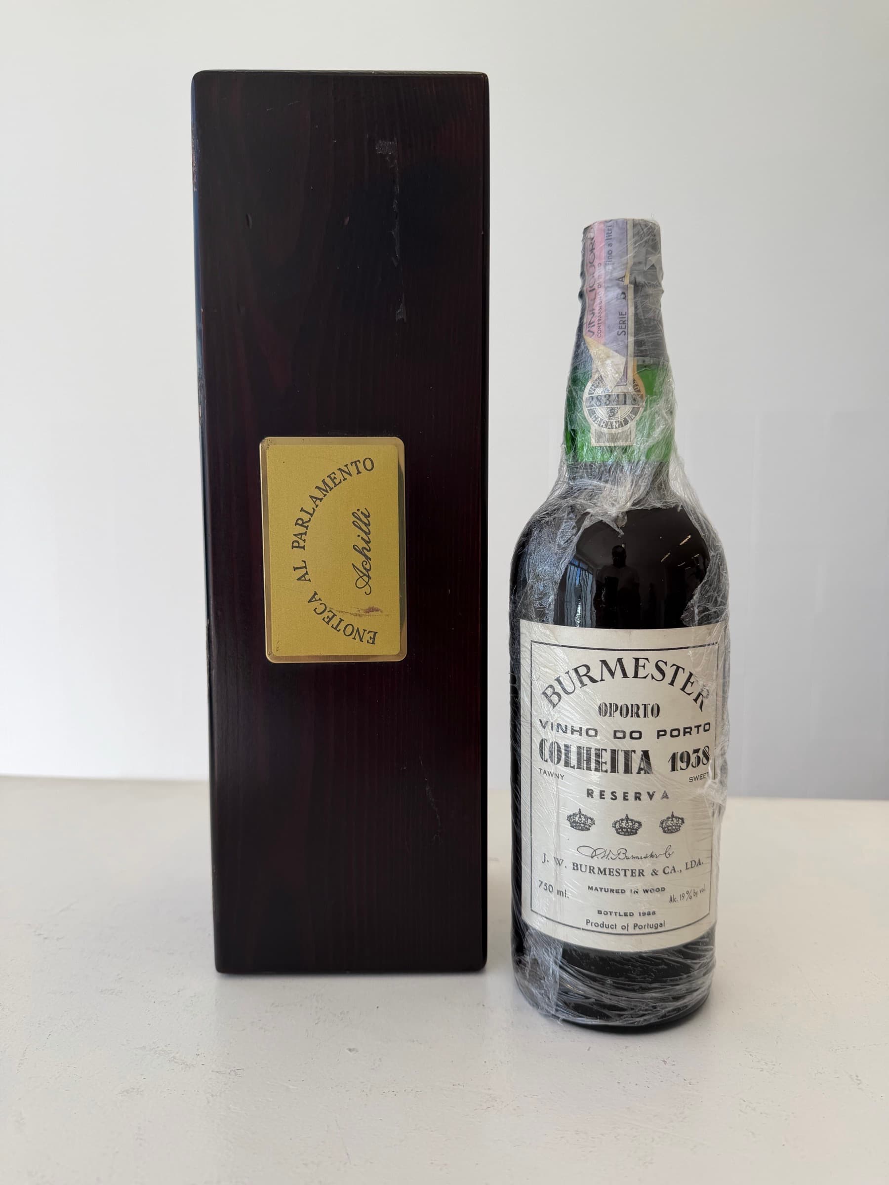 Burmester Colheita 1938 Reserva Tawny Port – Bottled 1984 – 75cl – Historic Presentation Case