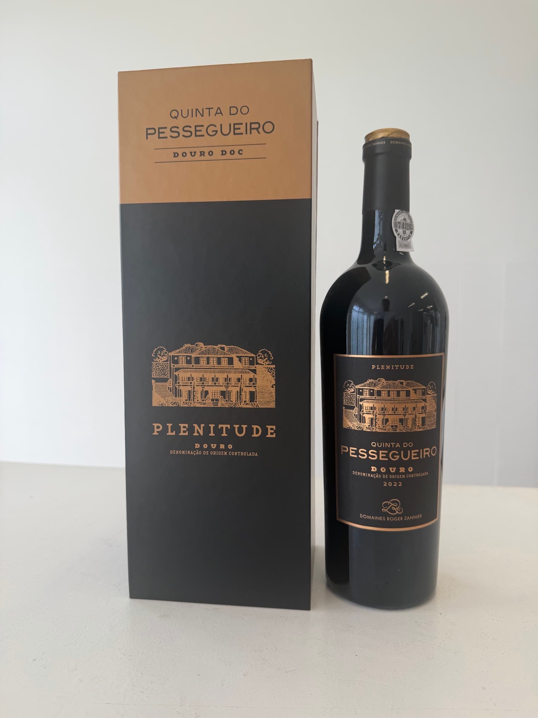 Quinta do Pessegueiro Plénitude 2022 – Cuvée Prestige – Vinhas Velhas – 94 Points – Original Box